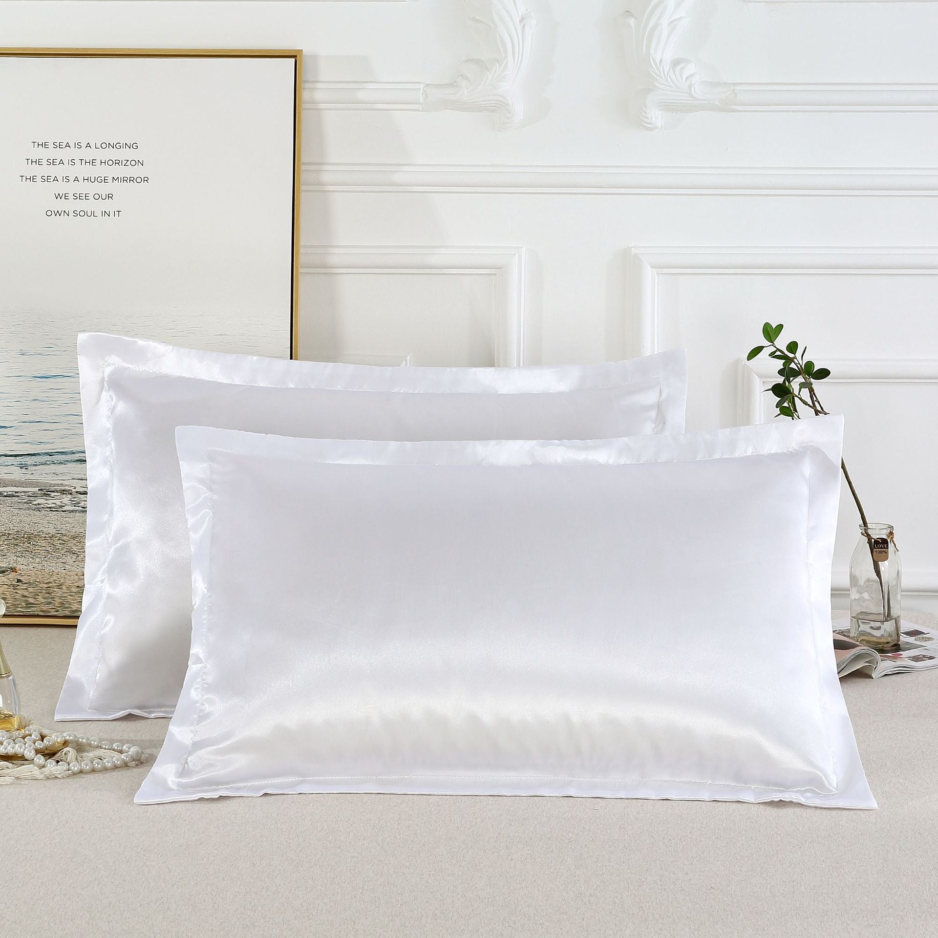 HomeAura Silk Pillowcase — Smoother Hair & Skin