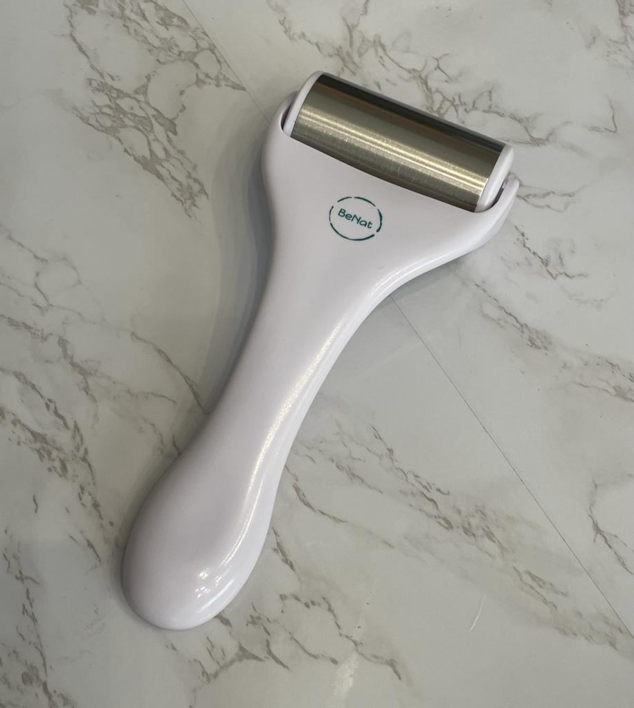 HomeAura Facial Ice Roller — Cooling De-Puff Tool